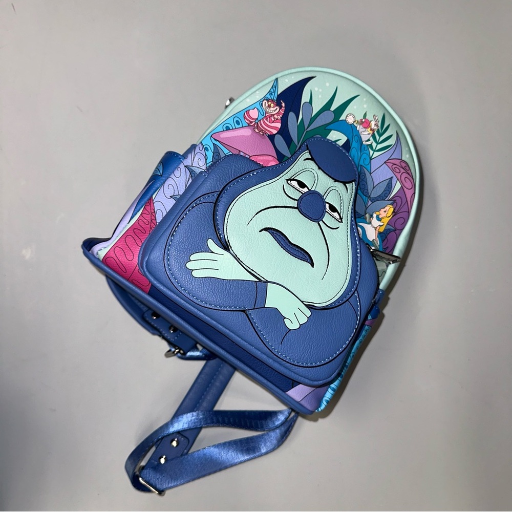 Loungefly Alice in Wonderland Caterpillar 🐛 Backpack 🎒